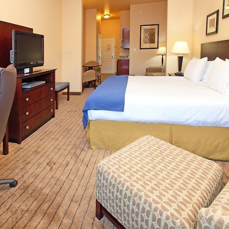Holiday Inn Express Hotel & Suites Marshall By Ihg Chambre photo