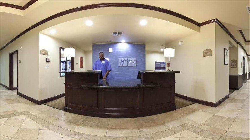 Holiday Inn Express Hotel & Suites Marshall By Ihg Extérieur photo