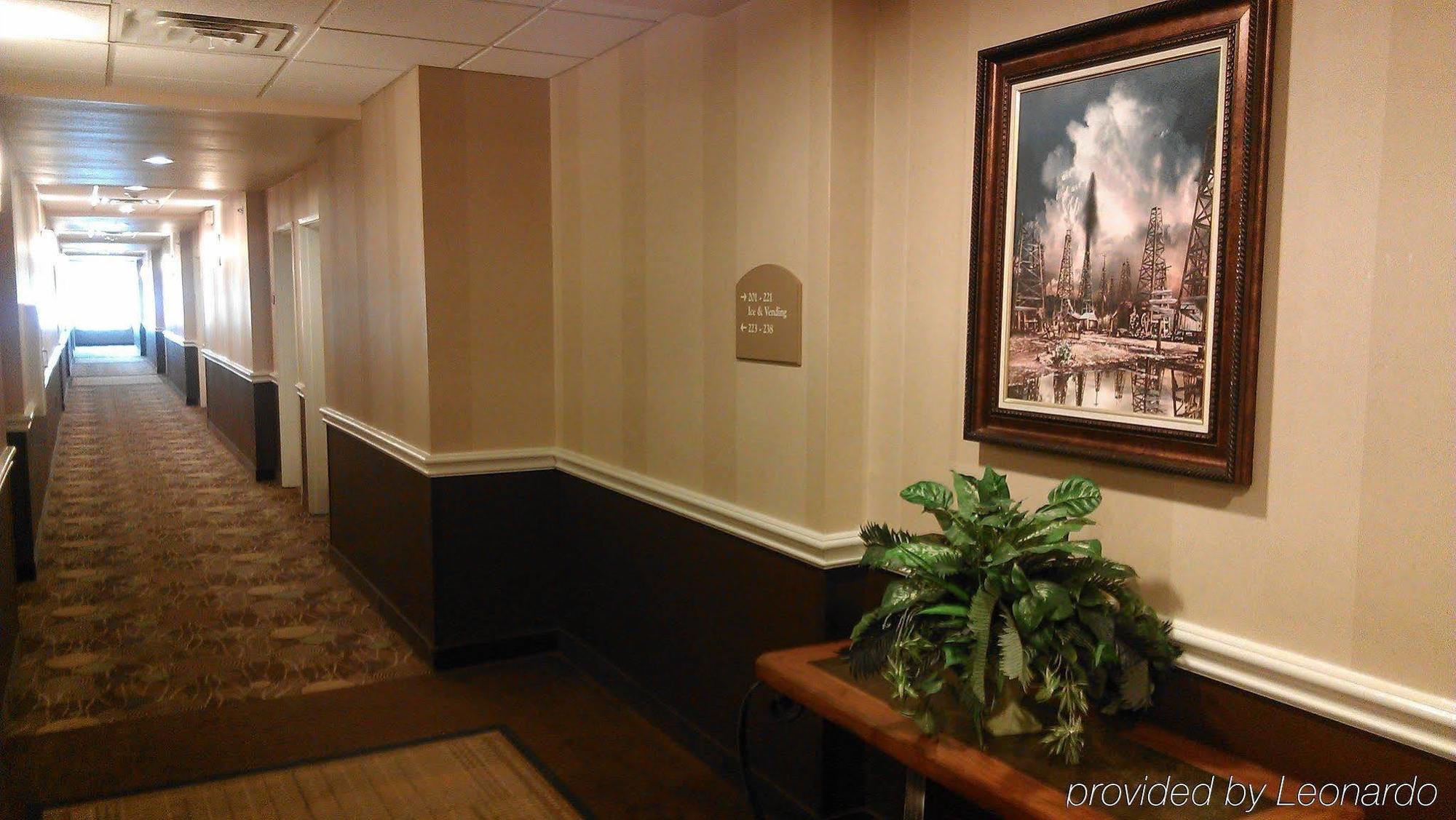Holiday Inn Express Hotel & Suites Marshall By Ihg Extérieur photo